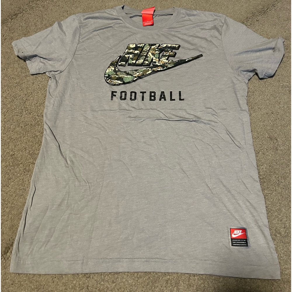 Nike tshirt
